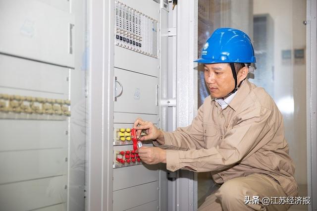 FB体育 FB体育平台张云飞：深耕自动化运维19年(图1)
