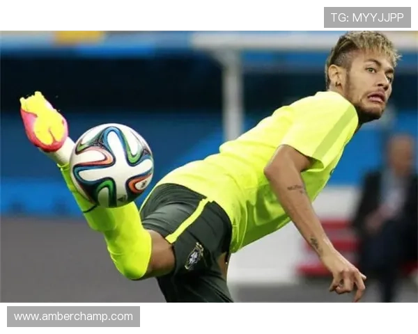 全球知名娱乐足球明星盘点及其在场外的精彩生活与成就