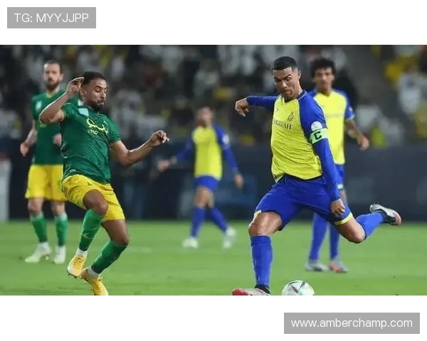 全球足球明星汇聚一堂探寻他们背后的故事与成就