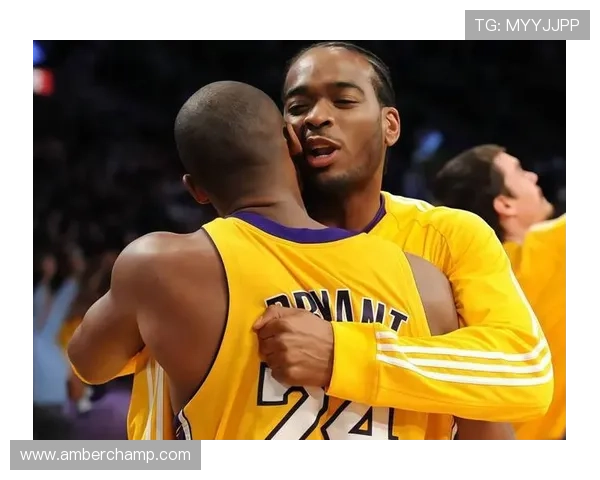 黑人脏辫足球明星的传奇人生与场上风采揭秘