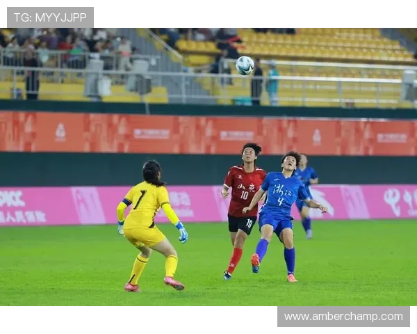 东京拍照足球明星名单揭晓照片背后的故事与精彩瞬间分享